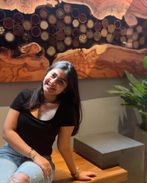 Hasini Anvi Instagram - Fluent in brown eyes. 🤎

#hasini #hasinianvi