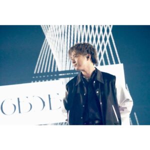 Hayate Wada Instagram - .
Da-iCE ARENA TOUR 2023 -SCENE-
無事完走！！
ラスト二日間も最高すぎる時間でした。
みんなの声をしっかり聞けて、みんなの表情をしっかり見れて、やっぱりライブが好きだし幸せすぎる空間だなと感じています。
この熱量はこの空間でしか味わえないな、、
本当にみんなに支えられています。
ありがとう。
メンバー、スタッフ、Da-iCEに関わって下さっている全ての方に感謝です。
まだまだこれから！！
メンバー！絶対ドーム行くぞ🔥
もっと最高な景色をこの5人で、応援してくれているみんなと一緒に必ず見ましょう！！
ひとまず、お疲れ様でした！！！