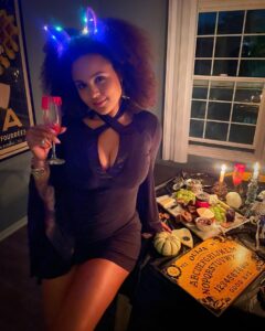 Actress Hayley Marie Norman HD Instagram Photos and Wallpapers October 2023