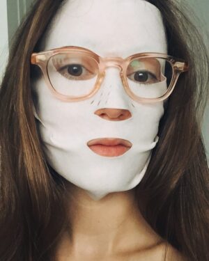 Hayley McFarland Instagram - Michael Myers ain’t got nothing on me 🔪🎃