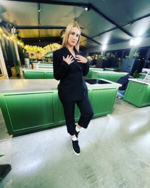 Hayley Sproull Instagram - I was trying to find the best angle to show off this Karen Walker tux. I think I found it. #classy #assy