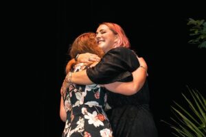 Hayley Sproull Instagram - Pics or it didn’t happen 🤩🎭✨ 

We loved celebrating Fletch & Vaughan’s 20 year anniversary at the beautiful Civic Theatre 🫶

Also yes Hayley is holding exactly what you think 🍆👀

(Don’t worry Christchurch pals, pics to come 🤩)

📸: @beanstalk.cr