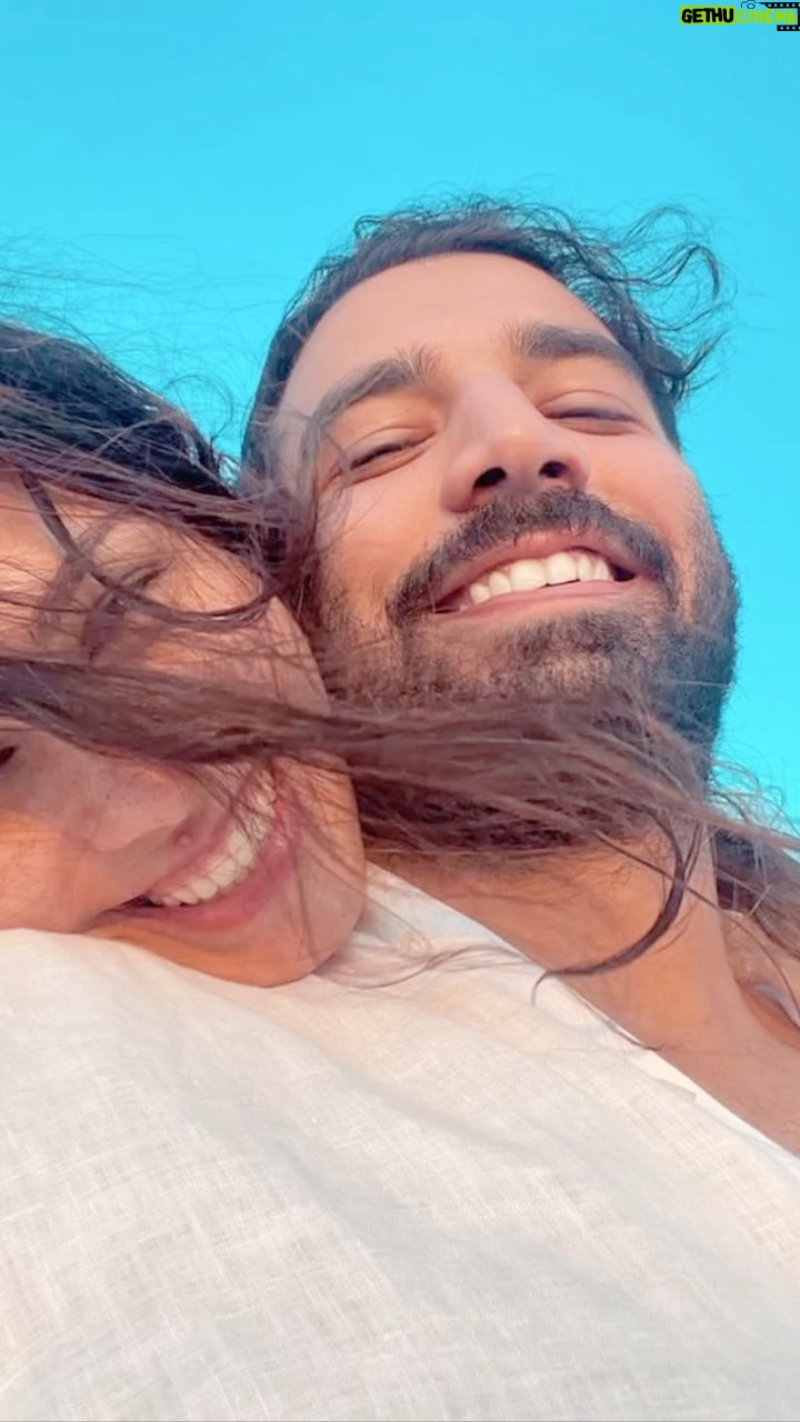 Hazem Ehab - 145K Likes - It was a hell of a second year, yet you were the only person right there after every crisis telling me to be ok.. to have hope.. to carry on with your dreams.
What's better than one year of marriage? Two.
I love you baby♥️