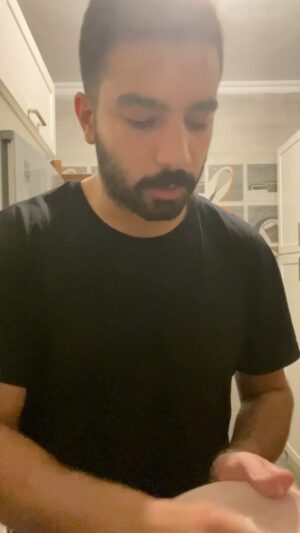 Hazem Ehab Instagram - مجمعين فكرة الكاريزما في الجواز.. 

@mennadagher