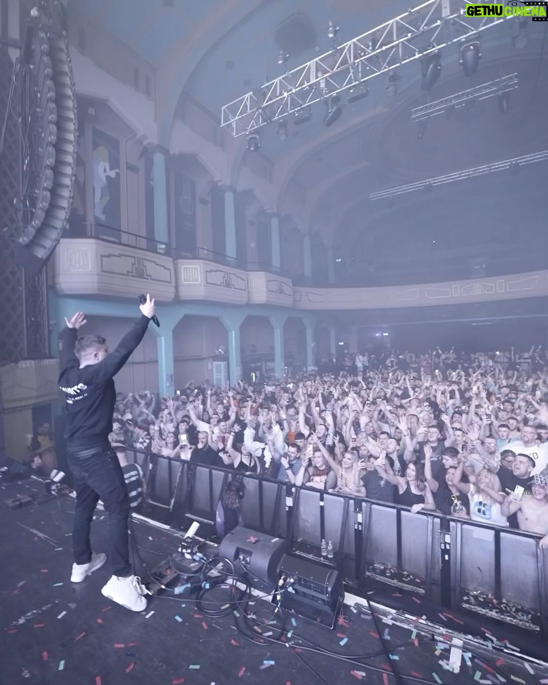 Headhunterz - 15.7K Likes - For my very last show on the 23rd of December in Tilburg I’m gonna give away some tickets and meet & greets. Share your best memory with me in the comments below and we might see each other next week 🧡