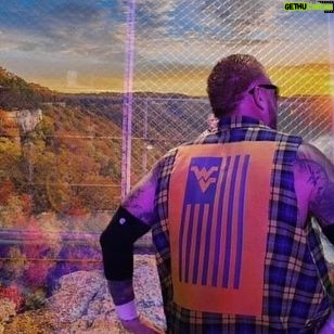 Heath Miller - 301 Likes - Happy West Virginia Day!! #wv #westvirginia #wvday #westvirginiaday #rollinghills #wildandwonderful