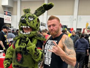 Heath Miller Instagram - Good times @tidewatercomicon #heath #wasinthehouse #redheadrebel #ohbaby #tidewatercomicon #funtimes #lovepeoplewatching #haha #ohboy #somuchtosee #somuchtodo #prettydamncoolman