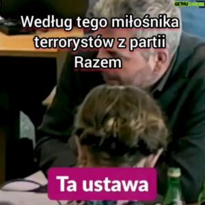 Heathcliff Janusz Iwanowski Instagram - Nie będę Wam długo tłumaczył, bo sprawa jest prosta. 

Rząd z premierem Tuskiem chcą zmienić prawo, aby żołnierze broniący granicy nie szli do więzienia za sumienne wykonywanie obowiązków. Bo tak było za PiSu, tylko mało kto o tym słyszał. Ponad 500 razy aresztowano polskich żołnierzy za użycie broni wobec terrorystów na granicy za PiSu!!! Tak, tak!

Lewica w Sejmie, posługując się Razemitami, nie zgadza się na zmianę  ustawy, która polskim żołnierzom zabrania użycia broni wobec terrorystów na wschodniej granicy, których dowozi Putin!!!!

Czaicie to draństwo?!

Przecież to jest wszystko na zamówienie Kaczyńskiego z PiS! 

Zapamiętajcie też tego gościa co tak gada w filmie 1  @mkoniecznyrazem - Lewica. 
On 2 lata temu, kiedy rządził PiS, poleciał na Bliski Wschód, wraz @magdabiejat również z Lewica Razem, z pielgrzymką do grobu terrorysty Jasera Arafata. Gościa mordercy, szkolonego przez Rosjan za komuny. (2-gi slajd) 

Ale za co tam oni pojechali?!
Otóż Pani marszałek Witek z PiSu dała im na tę wycieczkę, do grobu mordercy, PAŃSTWOWE PIENIĄDZE!

Z kasy Sejmu!!!

I zapewne w zamian przywieźli magnez na lodówkę Kaczyńskiemu, z ilustracją zamachu na Olimpiadzie w Monachium 1974 roku, gdzie na zlecenie Arafata zamordowao kilkudziesięciu żydowskich sportowców. 

A dzisiaj to towarzycho z Lewicy  Razem, wbrew rządowi, chce dalej narażać życie polskich żołnierzy razem z PiSowcami, którzy sprzedali ponad 600 tysięcy wiz niesprawdzonym imigrantom. 

Teraz Niemcy ich wyłapują i odstawiają do Polski, bo takie jest prawo! 

A po co, w takim razie, nam w ogóle Lewica w Polsce i PiS? 

Aby narażać życie polskich żołnierzy? I żeby PiS grał tym argumentem przeciwko rządowi, aby wrócić do władzy? No nie!

I jeszcze Czarzasty z niejakim Zielińskim z Lewicy ale od Kwaśniewskego, którzy rządzą TVP, chcą zapisać w nowej ustawie 3 MILIARDY ZŁOTYCH ROCZNIE dla TVP (a nie na leczenie Raka), aby wypłacać kumplom z Lewicy i Razem oraz ich rodzinom pensje. 

I szantażują tą kasą dla TVP i swoich kolesi - koalicję 15 października. Na zasadzie: bo jak nie to my z PiSem, jak Zieliński z Kwiatkowskim i Kwaśniewskim w czerwcu 2001 roku. Dość!