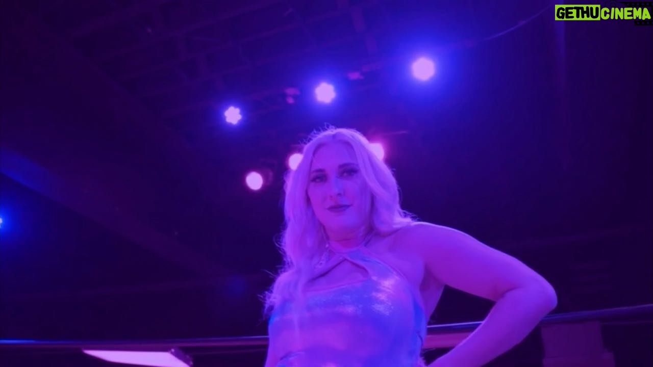 Heather Monroe - 735 Likes - Book the Bae! Heathermonroebooking@gmail.com