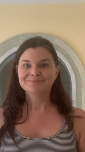 Heather Tom Instagram - What #Gray! All I see is #blonde ! #brunette #selfcare #noshame #dontjudgeme #quaratine #quaratinelife