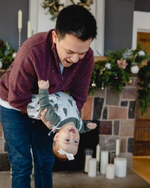 Heather Vaughn Instagram - 🎄🎅🏻Merry Christmas! Our first with little Abby 🥰 Obsessed with these photos by @alyssacampbellphotography ❤️❤️
