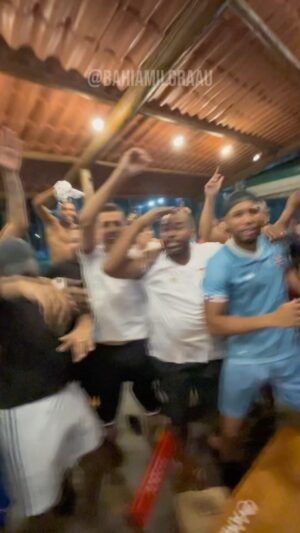 Hebert Conceicao Sousa Instagram - CALMAAAAAAA CALABRESOOOOOOO!!!!!! O PIVETE @daviooficialll TA NA PISTA GRANDÃO SEM MEDO!!!! 

É O MUNDO E É O DAVI PORRA!!!