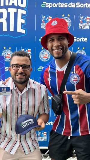Hebert Conceicao Sousa Instagram - 6⃣ meses de associação grátis, pai! Torcedor aproveitou desafio do campeão olímpico @hebertwilianboxe e se armou 😃#AssociouBrocou