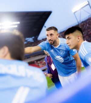 Héctor Herrera Instagram - Unas de ayer en el #MLSAllStar Skills Challenge 🔥