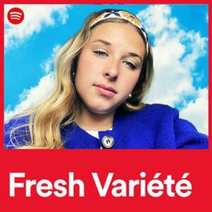 Héléna Bailly Instagram - 1. Voilà. 
Cette petite fille aux yeux bleus est  sortie de sa chambre et s’est permise de rêver.  Ce single, c’est mon premier pas dehors. Dehors sous le ciel bleu. 
2. ⁠POV : il te reste une heure pour faire ta cover.  Oui oui, c’est bien un selfie pris à la dernière minute dans la voiture. 😅 
 3. ⁠En studio avec @aliceetmoii @noeeavec2e et @daniterreur On s’est si bien compris. Vous m’avez si bien comprise. Merci ✨

4. Aimée pour de vrai -> Validé par la mif.  5. Aimée pour de vrai. -> Validé par la Reine de Belgique.
 6. ⁠Ma première couverture de magazine. Quelle dinguerie.  Encore merci à tous ceux qui me suivent et qui sont venus me dire un petit coucou à BLA.  7. Oui, c’est le vrai plan de ma chambre.

8. Bravo à tous les détectives en herbe. Vous avez tout trouvé.  Mais est-ce que vous aviez remarqué que le nuage était celui de mon tableau sur Vole ?   9. Merci @spotifyfrance pour cette dinguerie. 

10. -Huit.