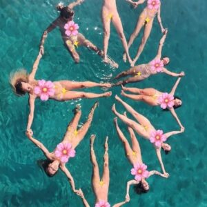 Helena Houdová Instagram - 💧💙💧
We are water.
We are free.
💧💙💧