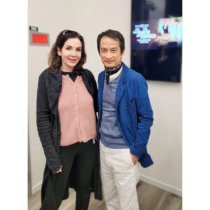 Hélène Cardona Instagram - What a treat seeing Juliette again! She is phenomenal in her gorgeous new film The Taste of Things, beautifully directed by Tran Anh Hung 💞 @trananhhung.ceramic @juliettebinoche 💝

"The Taste of Things (La Passion de Dodin Bouffant, previously titled The Pot-au-Feu, is a 2023 French historical romantic drama film written and directed by Trần Anh Hùng starring Juliette Binoche and Benoît Magimel.
Set in 1885, it depicts a romance between a cook and the gourmet she works for. The character of the gourmet is based on Dodin-Bouffant, created by Swiss author Marcel Rouff in his novel La Vie et la passion de Dodin-Bouffant, gourmet (The Passionate Epicure).
The film premiered on 24 May 2023 at the 76th Cannes Film Festival, and was selected to compete for the Palme d'Or in its main competition section, where Tran Anh Hung won the Best Director award."  -Wikipedia. 

Juliette also stars in the series The New Look, a historical drama about the rivalry of fashion icons Christian Dior and Coco Chanel during World War II, premiering February 14 on Apple TV. It is written by Adam Kessler directed by Adam Kessler, Helen Shaver, Julie Ducournau and @Jeremy_Podeswa with @mendelsohnben @maisie_williams John Malkovich @claesbang @emortimer @glennclose @zaboubreitman.

Juliette is a fascinating actress and I’m so grateful that I was able to record voices for The New Look and reunite with her. Pic: Lorenzo Agius

I have fantastic memories of filming Chocolat with her. It was directed by the amazing Lasse Hallstrom. In addition to being a superb actress, Juliette is a beautiful human being, so very kind and considerate about everyone on set. The filming of Chocolat was sheer magic.

#multilingualactor