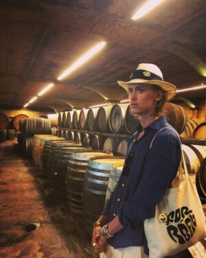 Henrik Holm Instagram - When in Tuscany..🍷