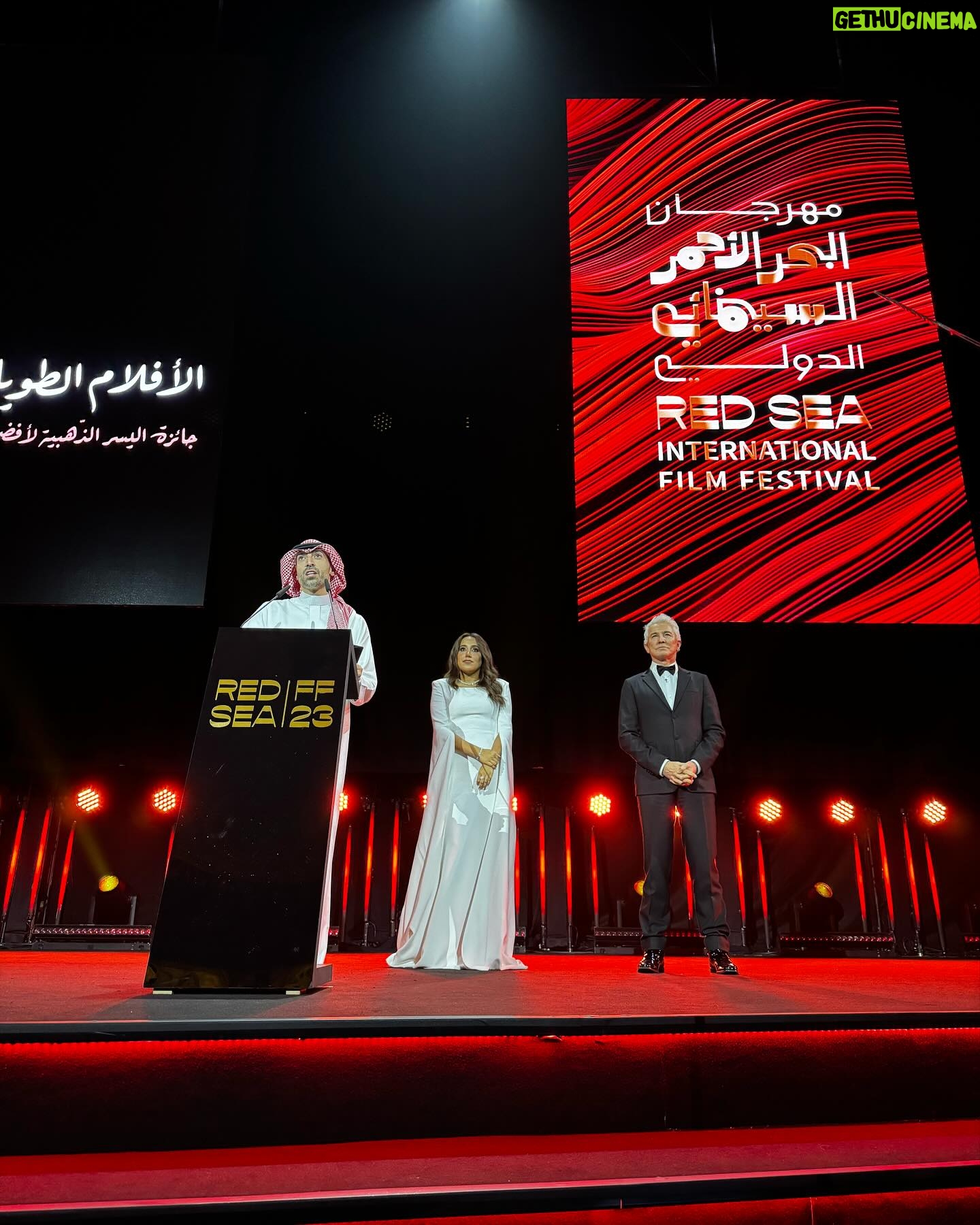 Henry Golding - 28.2K Likes - Absolutely amazing to be back in Jeddah for the 3rd @redseafilm festival. The jury this year was headed by the unstoppable @bazluhrmann and also included my friend @freidapinto ♥️
So wonderful to sit and conversate with young and hungry film makers. Thank you so much for having me ♥️🙌🏼