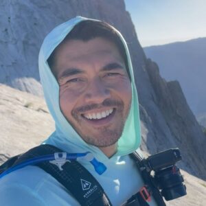 Henry Golding Instagram - What a dream come true... One of the most iconic hikes in the world, Half Dome!

Over the pandemic I was obsessed with watching @kraigadams on YouTube and his phenomenal hikes all around the world (Check out his videos, they are insane and such a great escape in to nature). On a whim I messaged him and said that if he did California I would love to come... And we did just that!
Yosemite is phenomenal... ♥️

Big thanks to @audi for providing me with the Q8 to roadtrip up from LA 🙌🏼