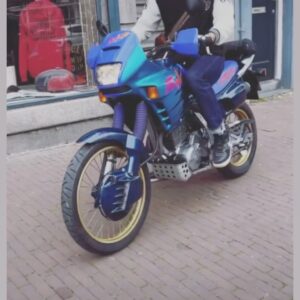 Henry van Loon Instagram - 