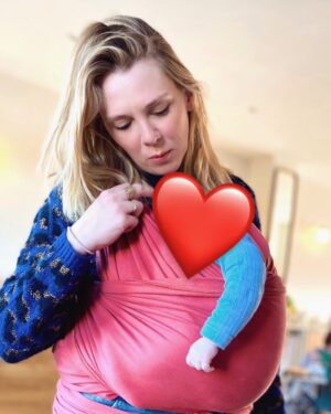 Henry van Loon Instagram - Fijne #internationalwomensday allemaal. #whoruntheworld ❤️ @jelkavanhouten 🥰#internationalevrouwendag