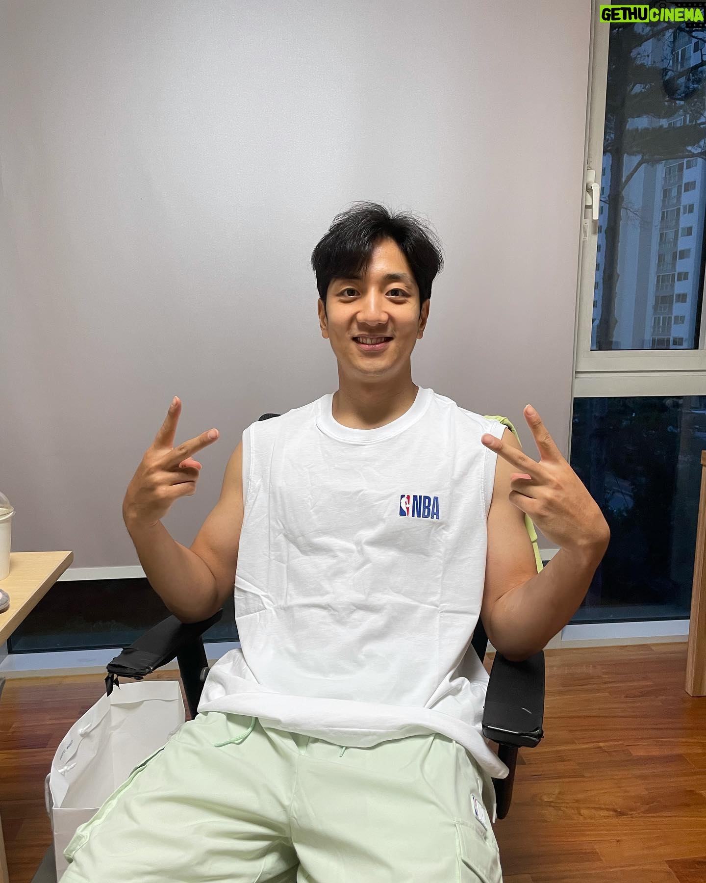 Heo Hoon - 14K Likes - #nbastyle_kor
감사합니당🙏🙏
