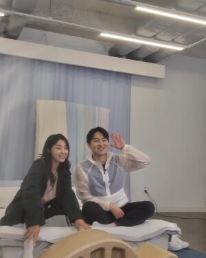 Heo Min Instagram - 이날 필라테스 선생님 같다고…ㅎㅎ
지난 티몬 라이브🧡
항상 이뿌게 해주는 성익쌤 정민쌤 감사행🫶🏻
@cocomika_ik @cocomika_jm 

티몬의 연유왕자 성휘님과 티몬 동행축제 특집 라이브🎵
낼은 차병원 임산부영양제 라이브 12시에 만나요 🙌🏻