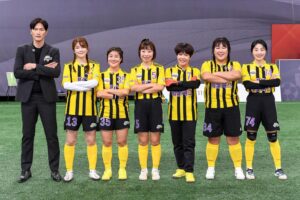 Heo Min Instagram - 드디어 오늘 방송이네요🙊밤9시 골때리는 그녀들⚽️
정식멤버로 합류해서 복귀전, 필드 첫 데뷔전을 합니다
아직 축린이지만 열심히 할께요! 
응원 많이 해주세요 💛

#골때리는그녀들#SBS컵#개벤져스#아나콘다