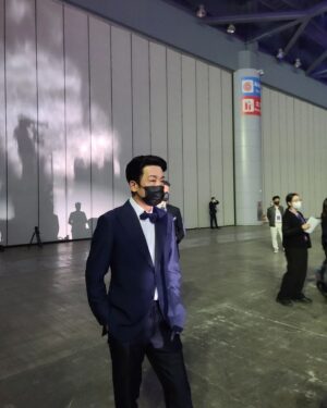 Heo Sung-tae Instagram - 역시 난 가려야해 💙