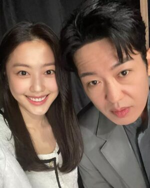 Heo Sung-tae Instagram - Dear daughter ❤ #tonight #붉은단심 #연희 #Bloodyheart #2ndepisode