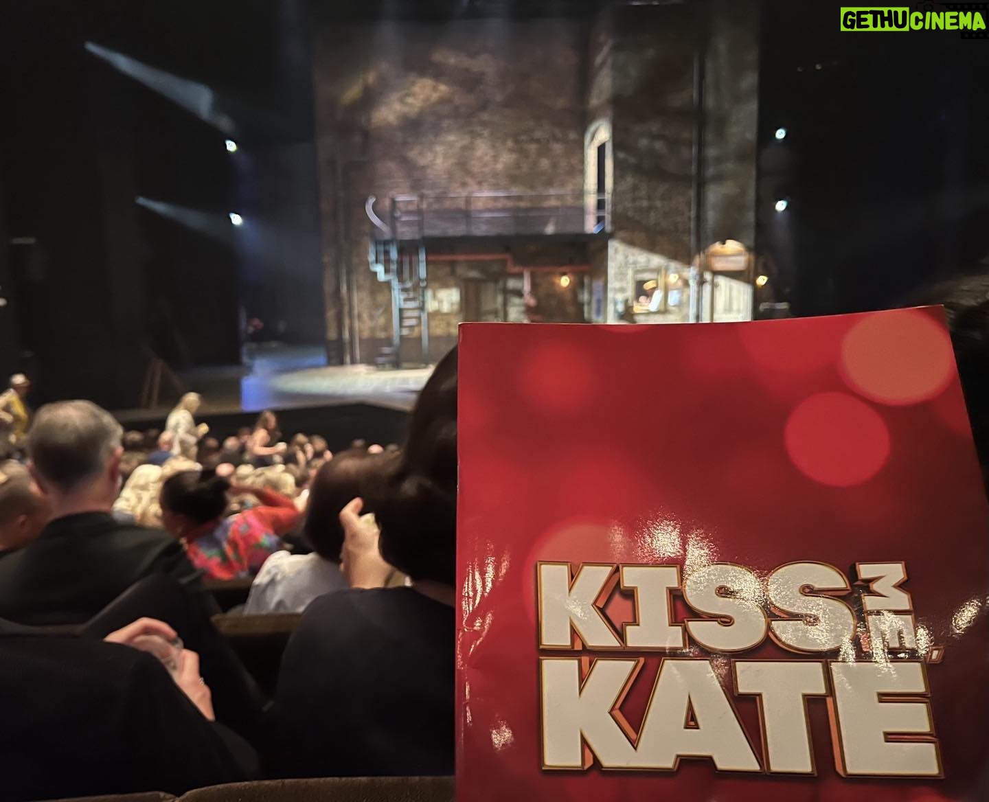 Hermione Norris - 132 Likes - So so good ❤️❤️❤️ @kissmekateuk @barbicancentre