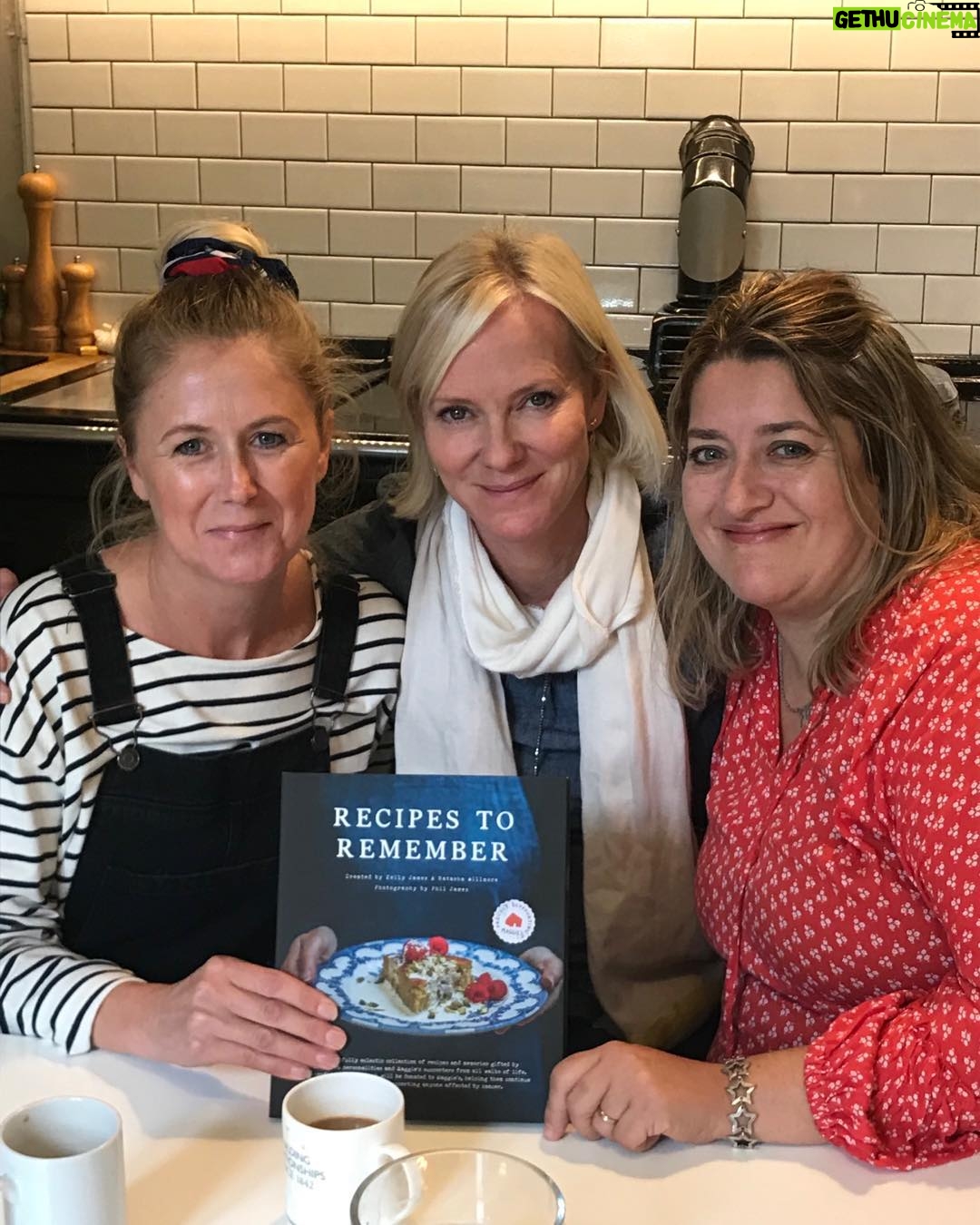 Hermione Norris - 294 Likes - Beautiful Kelly and Tash @maggies_cookbook came to visit today with the wonderful cook book #Recipestoremember for @maggiescentres A copy is being auctioned at their book launch this Sunday @cheltenhamfestivals
@culpepper_co @shadowplay_design