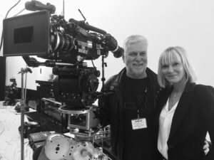 Hermione Norris Instagram - #savehearts ❤️