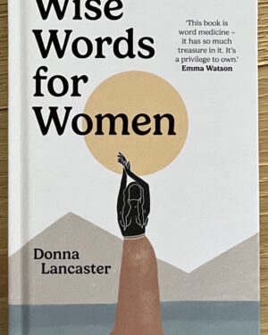 Hermione Norris Instagram - I love Donna Lancaster. 
Just beautiful.❤️
@donnalancs
@happyplaceofficial
#wisewordsforwomen