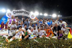 Hernán Crespo Instagram - Somos Campeones de la Asian Champions League!
Estoy muy feliz por este título y este logro histórico tan importante para nuestro club y para todo el país. 
Nos merecimos este triunfo!
También hemos clasificado para jugar el nuevo Mundial de Clubes FIFA 2025 y la Copa Intercontinental de la FIFA.
Felicito a todos los Jugadores por su compromiso y entrega y el coraje con el que jugaron esta final y todo el campeonato!
Comparto esta alegría con mi Cuerpo Técnico, que trabaja con tanto compromiso y pasión para lograr los mejores resultados.
Gracias a todo el club, a todos los que trabajan en @alainfcae y nos ayudan para poder agregar valor día a día con profesionalismo y comodidad.
Gracias a la gente que nos acompañó y apoyó a lo largo de todo el campeonato.
Estamos felices! 

Seguiremos trabajando para seguir logrando grandes objetivos!
Gracias.

We are Asian Champions League Champions!
I am very happy for this title and this historical achievement so important for our club and for the whole country. We deserved this victory!
We have also qualified to play in the new FIFA Club World Cup 2025 and the FIFA Intercontinental Cup.
I congratulate all the players for their commitment and dedication and the courage with which they played this final and the whole championship!
I share this joy with my coaching staff, who work with so much commitment and passion to achieve the best results.
Thanks to the whole club, to all those who work in @alainfcae and help us to add value day by day with professionalism and comfort.
Thanks to the people who accompanied and supported us throughout the championship.
We are very happy! 

We will continue working to achieve great goals!
Thank you.