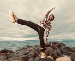 Hilmi Cem İntepe Instagram - Neşeli 😆