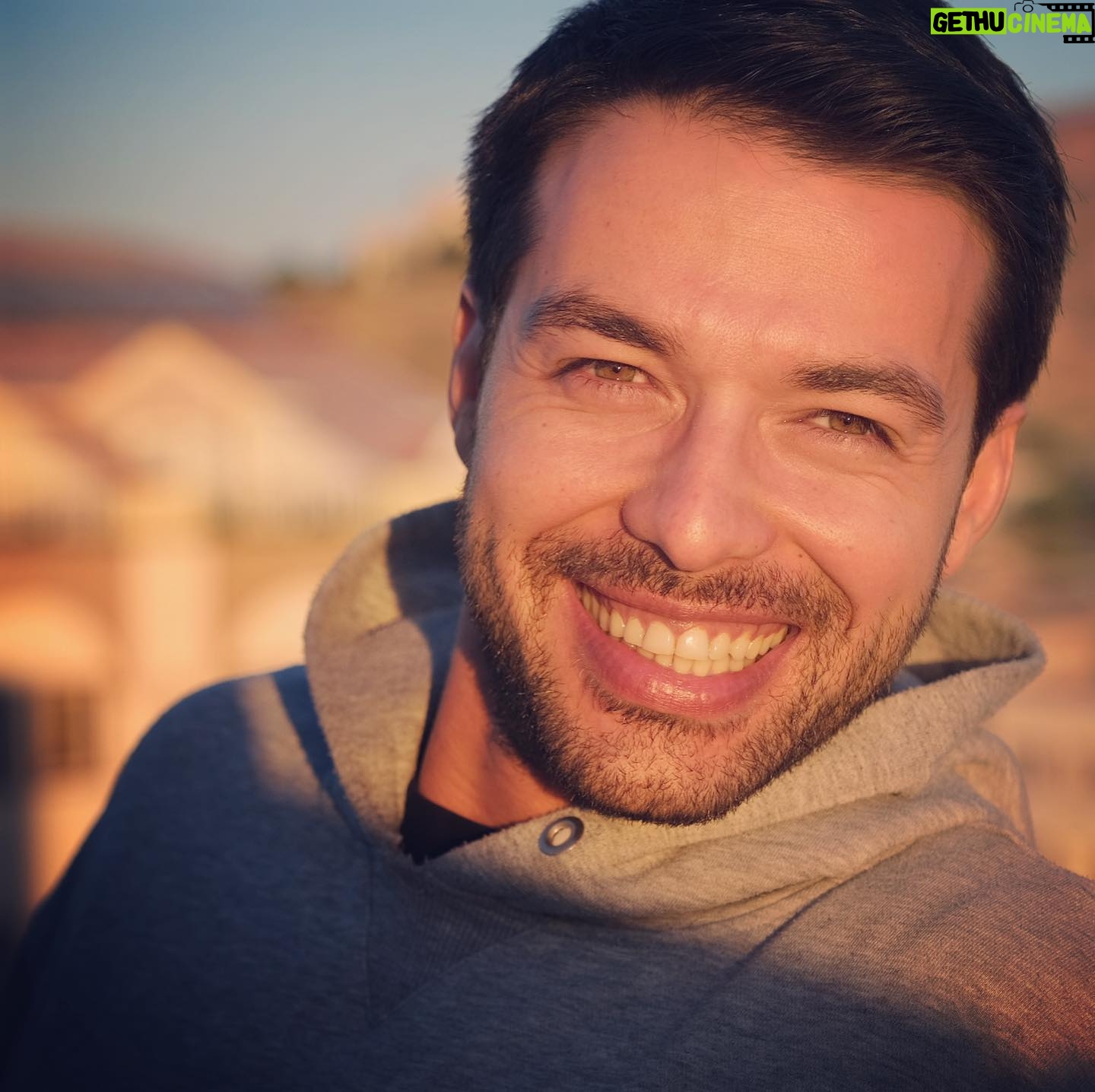 Hilmi Cem İntepe - 75.3K Likes - Ordan, burdan...