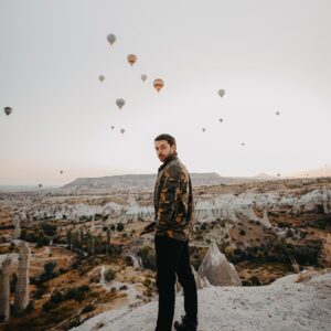 Hilmi Cem İntepe Instagram - Kapadokya’da sıradan bir sabah..🌄