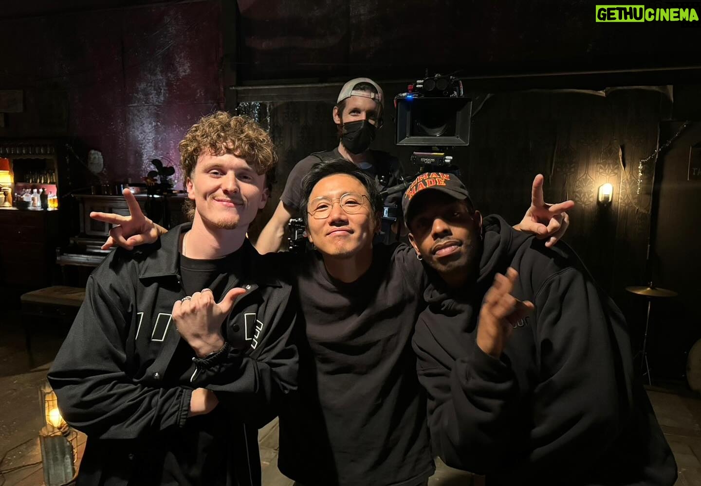 Hiro Murai - 28.3K Likes - Little Foot Big Foot by Childish Gambino. Video out now. A million thanks to all our cast & crew 💌
Director: Hiro Murai
EP: Danielle Hinde/Jason Cole
Co-Executive Producers: Chad Taylor/Fam
Udeorji
Producer: Jason Cole
Producer: Danielle Hinde
Prod Supervisor: Roland Berry
Prod Coor: Daniel Brink
DP: Larkin Seiple
Choreographer: Shay Latukolan
Choreo Asst: Lars Bohte
Casting Director: Michael Beaudry
1st AD: Gavin Macleod Steadicam: Brian Freesh
1st AC” Matt Sanderson
2nd AC: Jonathan Dec
Gaffer: Matt Ardine
PD: Page Buckner
Sound Mixer: John Rampey
Costume Designer: Mary Zophres
Lead Make Up: Michele Lewis
Make Up Asst: Petrice Bankhead
Makeup Asst: Deborah Humphries
Make Up (CG): Autumn Moultrie
Make Up Asst (CG): Dalia Younan
Lead Hairstylist: Andrea Mona Bowman
Hair Assist: Yvette Shelton
Hair Asst: Kamaaura Eley
Hairstylist (CG): Tiffany Daughtry
Groomer: Janice Kinjo
Stunt Coordinator: Ryan Sturz
CAST:
Club Mgr: Quinta Brunson
Pipe 1 Dancer: Monyett Crump
Pipe 2 Dancer: Rob Bynes
Stunt Performer: Xavier Charles
Stunt Performer/ Man with gun: Eric Watson
Smoking Man: Leopold Murphy
Lauahina Man: Landrv Barb
POST:
Edited at PARALLAX
Edited by Luke Lynch
Assistant Editor Victor Dos Santos
Executive Producer Graham Zeller
Post Producer Eliza Moley
Sound Designer: Trevor Gates/ Formosa
VFX by Monumental and Square VFX
Head of Post Production: Laïla Hamdaoui
Post Producer: Elisa Johanna Känd
VFX Creative Directors: Mathieu Jussreandot, Colin Journée
VFX Production Manager: Julie Delepine
On-set VFX Supervisor: Ben Kadie
CG Generalists: Victor Dufayard, Laurent Basset Mattepainting: Richard Gomard Compositing: Thomas Jouenne, Adrien “Palmito” Renay,
Isabelle Tchoungang
Roto: Sancio VFX
Color: Alex Bickel