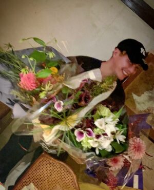 Hiroki Narimiya Instagram - My 40th birthday 

変わらず友達でいてくれてるみんな感謝。
応援してくれている皆さんに感謝。
たくさんのお祝いメッセージありがとうございました。

良い1年になりますように、みんなを笑顔にできる1年にしたいと思います。

#感謝 
#幸せな時間 
#誕生日パーティー 
#節目