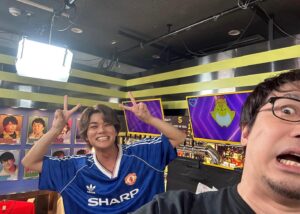 Hiroki Yasumoto Instagram - 拓ちゃんよろしくね
#八代拓
#いいやつ

#安元八代と夜あそび
#俺ほとんどキングクリムゾンやん