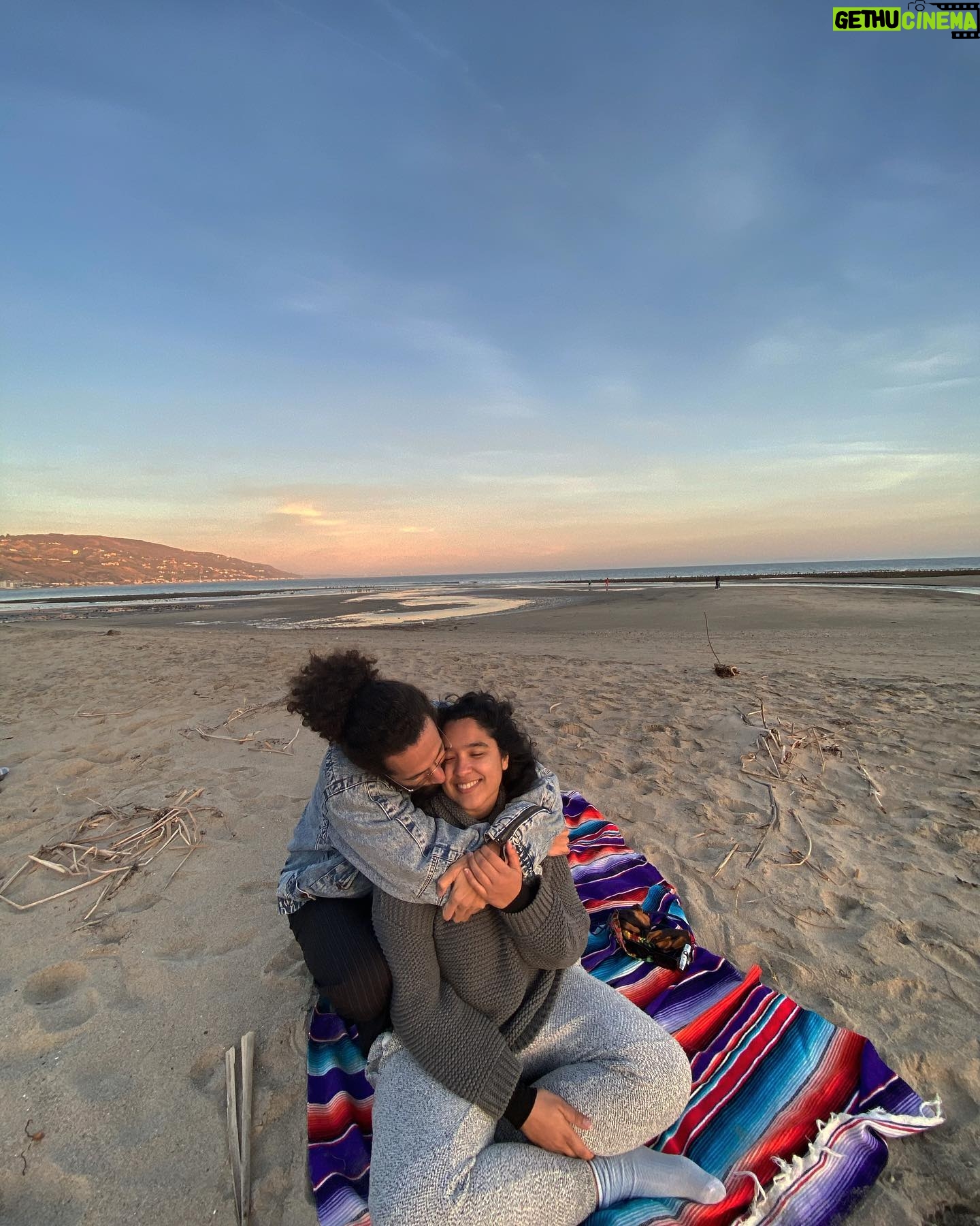 Hisham Fageeh - 3.2K Likes - Valentines with this dummy