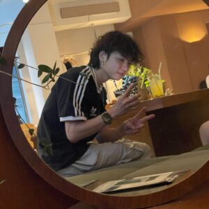 Ho Joon Instagram - 압구정로데오 살-짝 뿌신날일지도