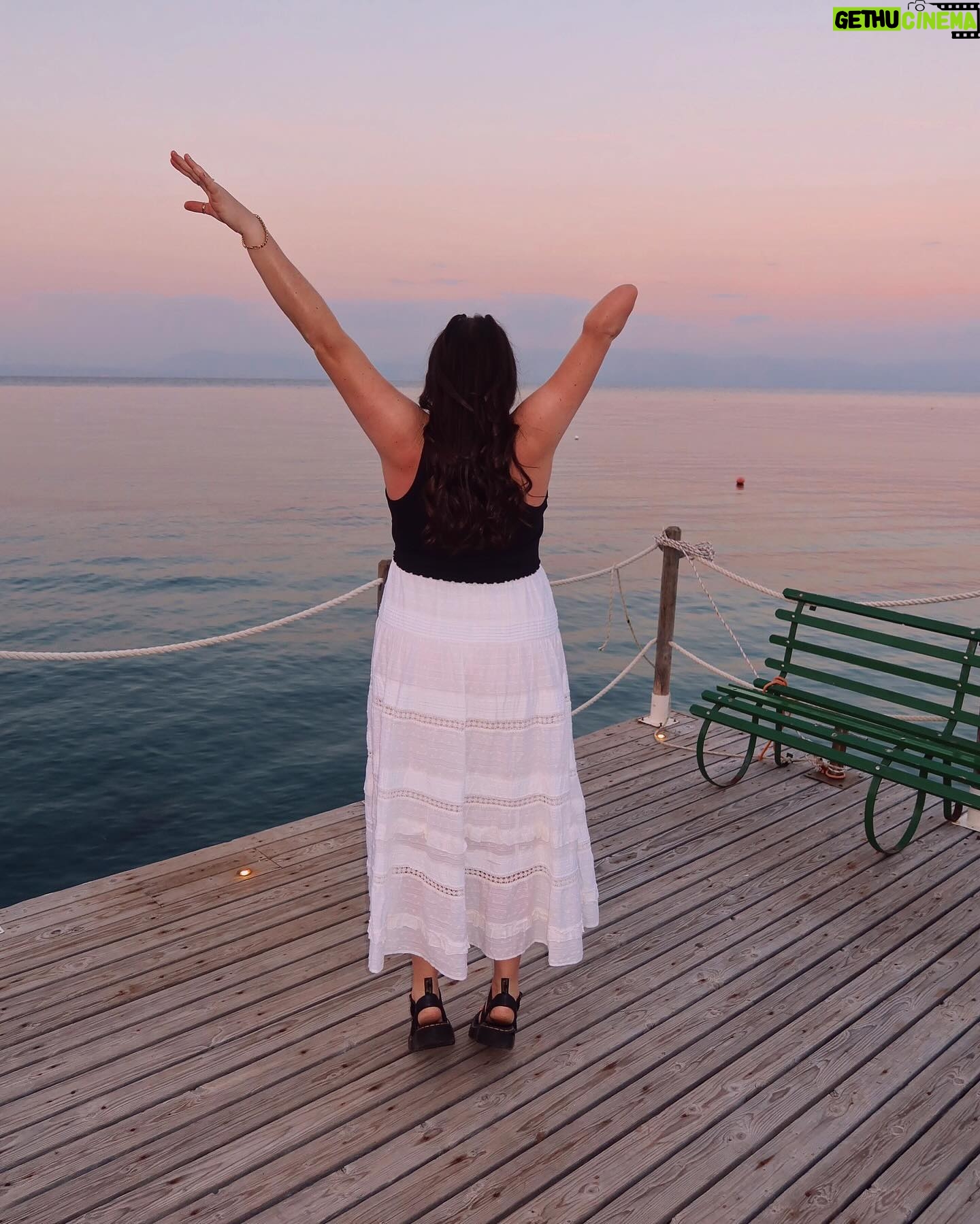 Hollie Arnold - 275 Likes - š¼šššš š¼šš! š·ššš šø š¶š š°šššš šš
š§æ
ā¢
ā¢
#greece #holiday #takemeback #mammamia #travel