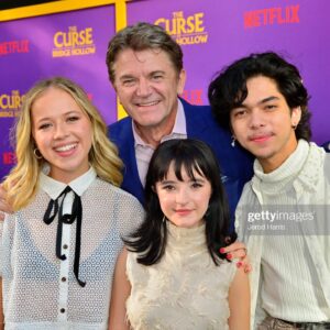 Holly J. Barrett Instagram - The Curse of Bridge Hollow ✨@netflix October 14th // Love these people very much X