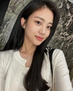 Actress Hong Hwa-yeon HD Instagram Photos and Wallpapers November 2023