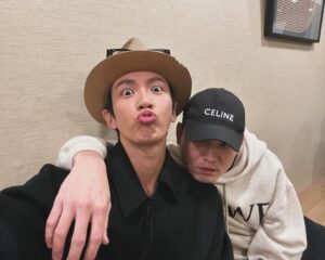 Hong Yu Hong Instagram - 要去家裡看貓嗎