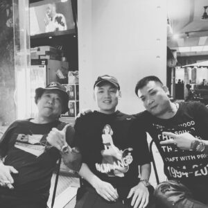 Hong Yu Hong Instagram - 以前都是你在照顧我
現在我能幫你照顧你兒女的
來世見了 二哥