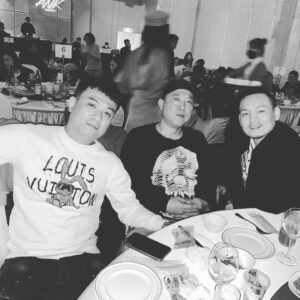 Hong Yu Hong Instagram - 以前都是你在照顧我
現在我能幫你照顧你兒女的
來世見了 二哥